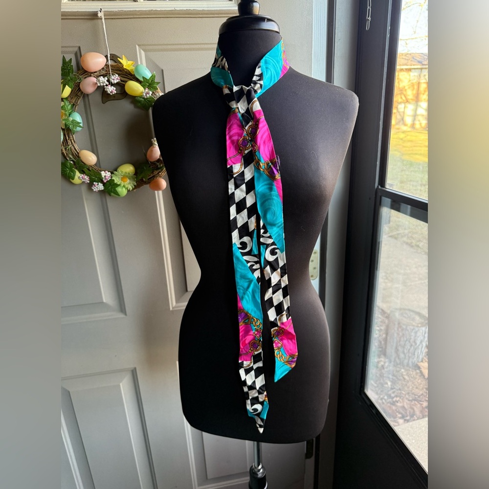Vintage 90s slim silk colorful checkered pattern scarf